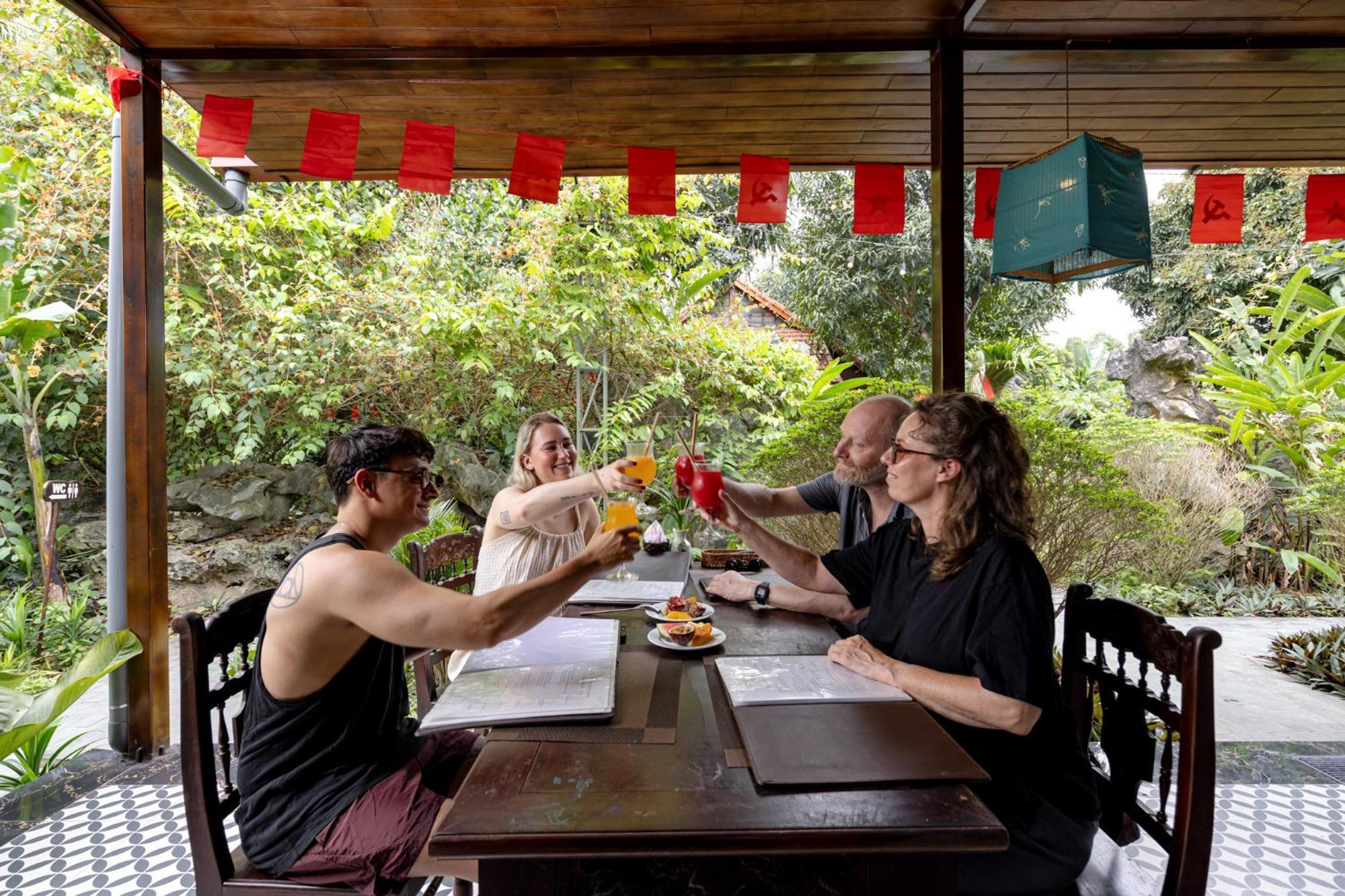 Khu du lịch Hoa Và Đá Ninh Bình Extérieur photo